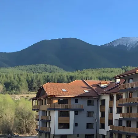 アパート Cozy Mountain View With Balcony & Access Nearby - Serendipity バンスコ
