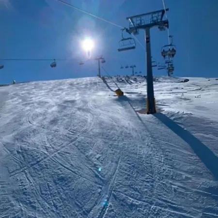 Cozy Mountain View With Balcony & Access Nearby - Serendipity * בנסקו