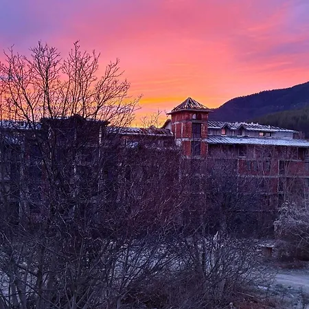 Apartamento Mountain View With Balcony & Access Nearby - Serendipity *