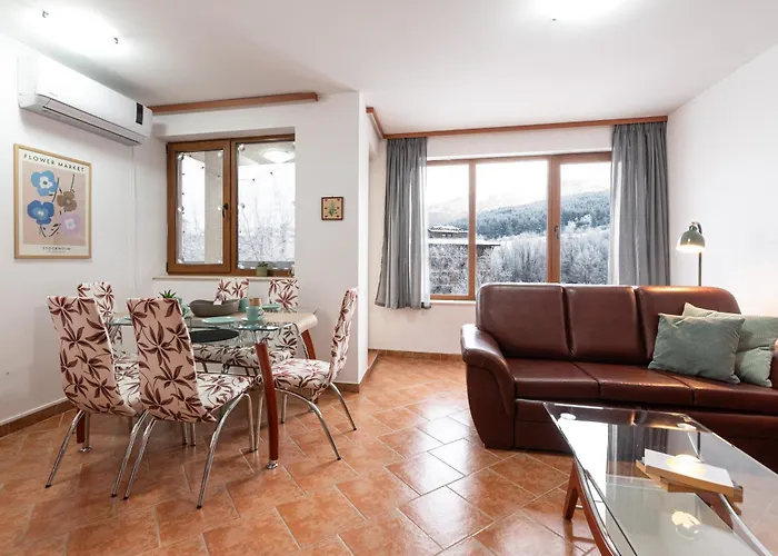 Mountain View With Balcony & Access Nearby - Serendipity Appartamento